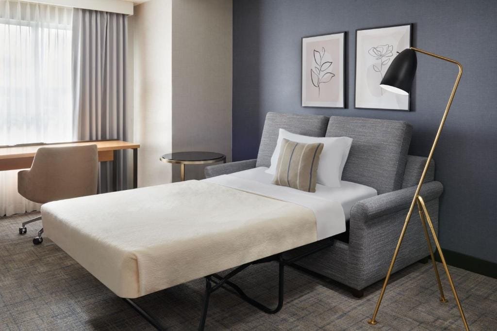 Residence Inn by Marriott Calgary Airport — 2