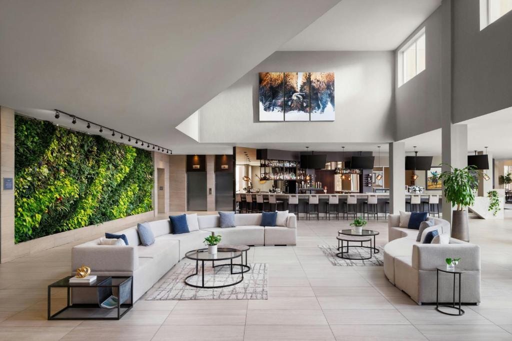 The Westin Calgary Airport — 1