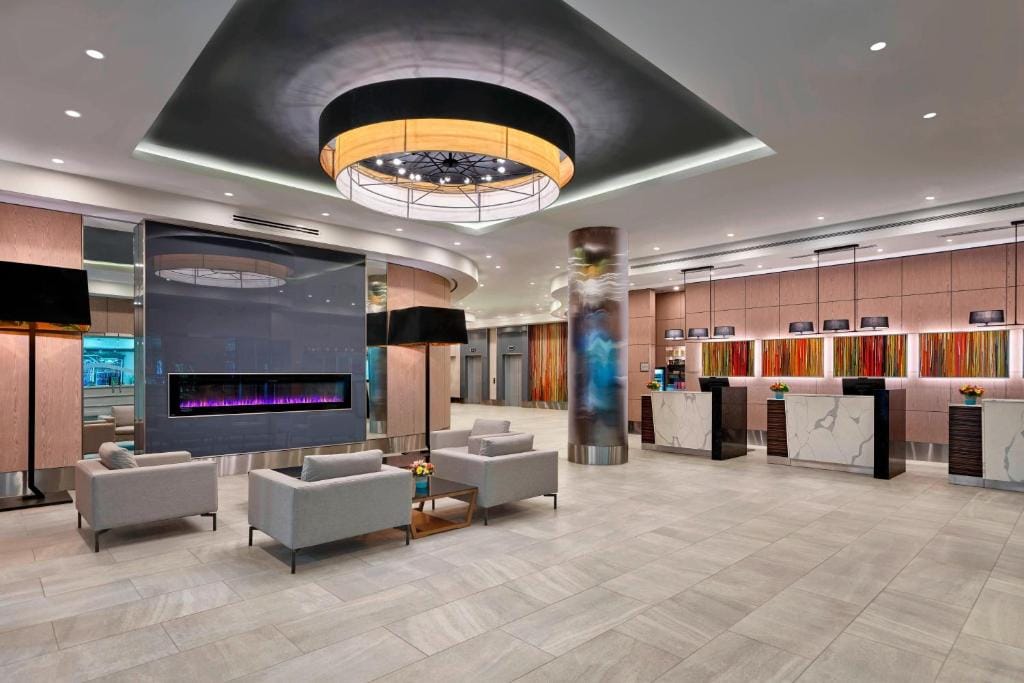 Delta Hotels by Marriott Edmonton Centre Suites — 1