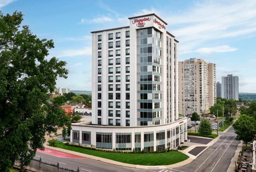 Hampton Inn By Hilton Hamilton — 1
