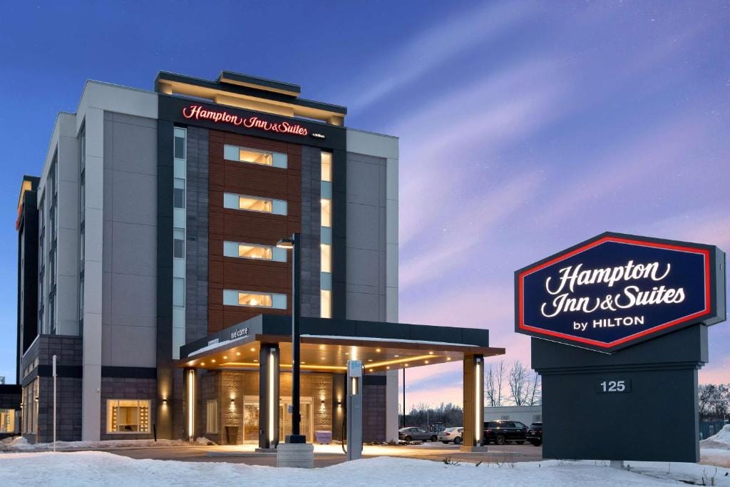 Hampton Inn & Suites Ottawa West, Ontario, Canada — 1