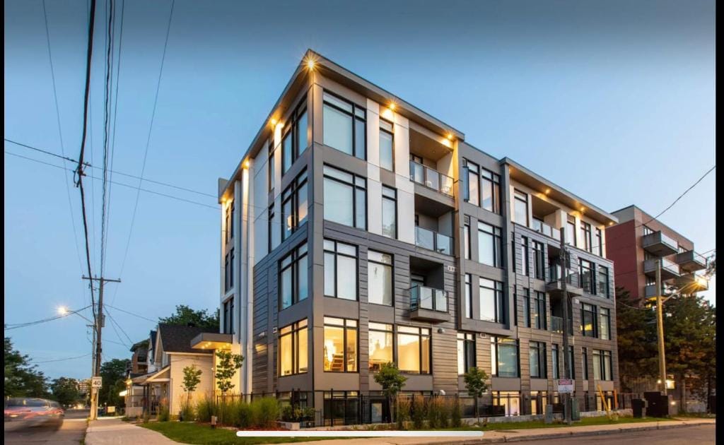 Westview Luxury Suites