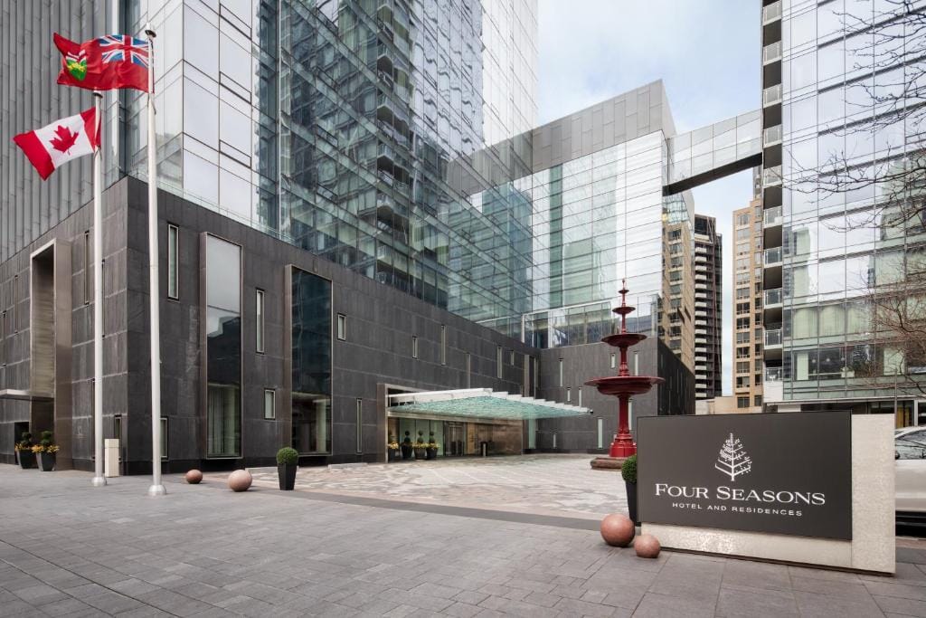 Four Seasons Hotel Toronto — 1