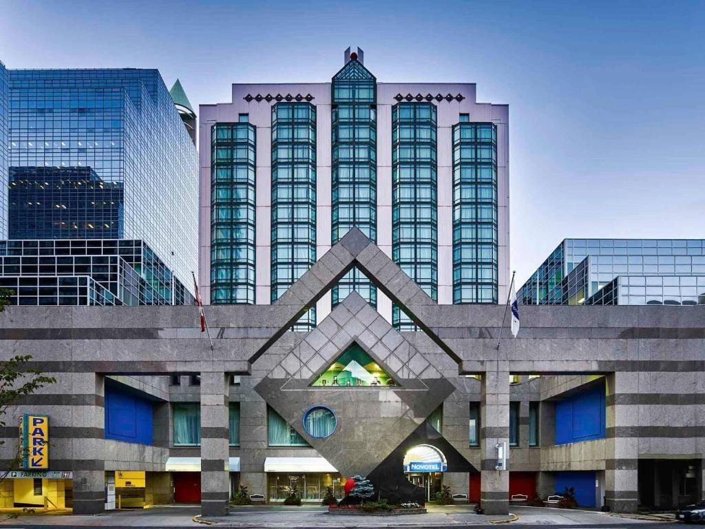 Novotel Toronto North York — 1