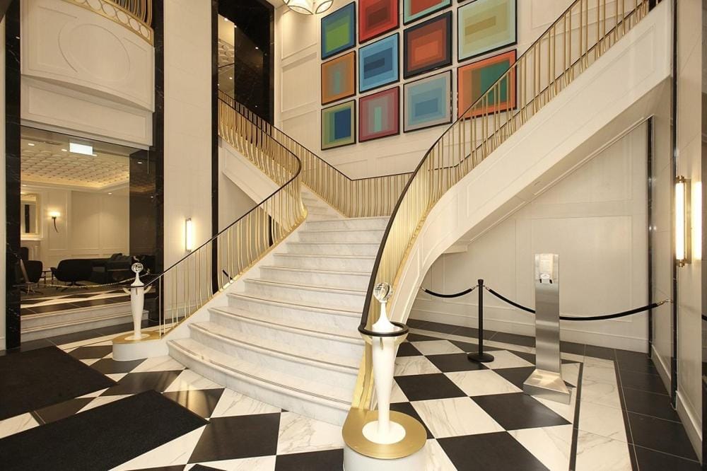 Stylish Downtown Toronto Residential Hotel — 1