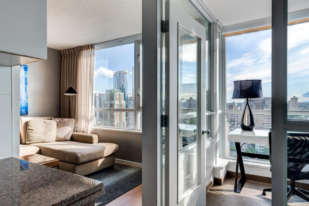 Carmana Hotel & Suites — 5