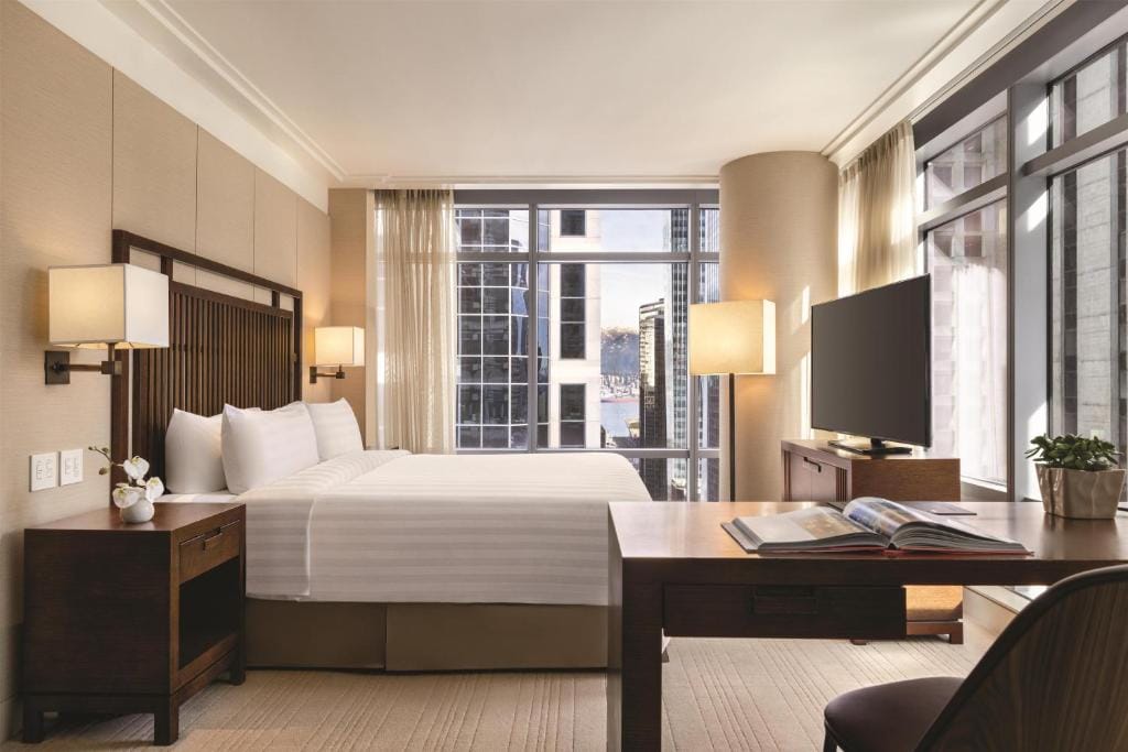 Hyatt Vancouver Downtown Alberni — 5