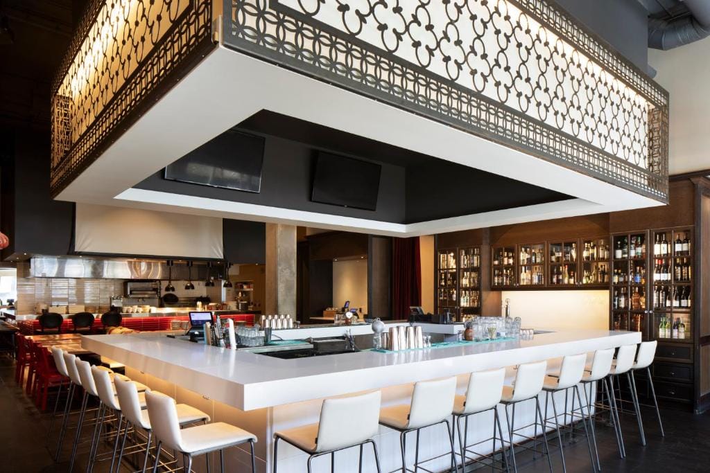 Alt Hotel Winnipeg — 4